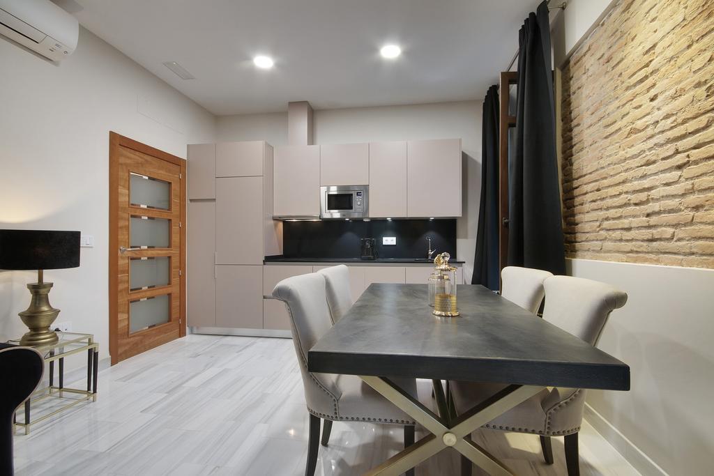Suites Gran Via Capilla Real Granada Bagian luar foto