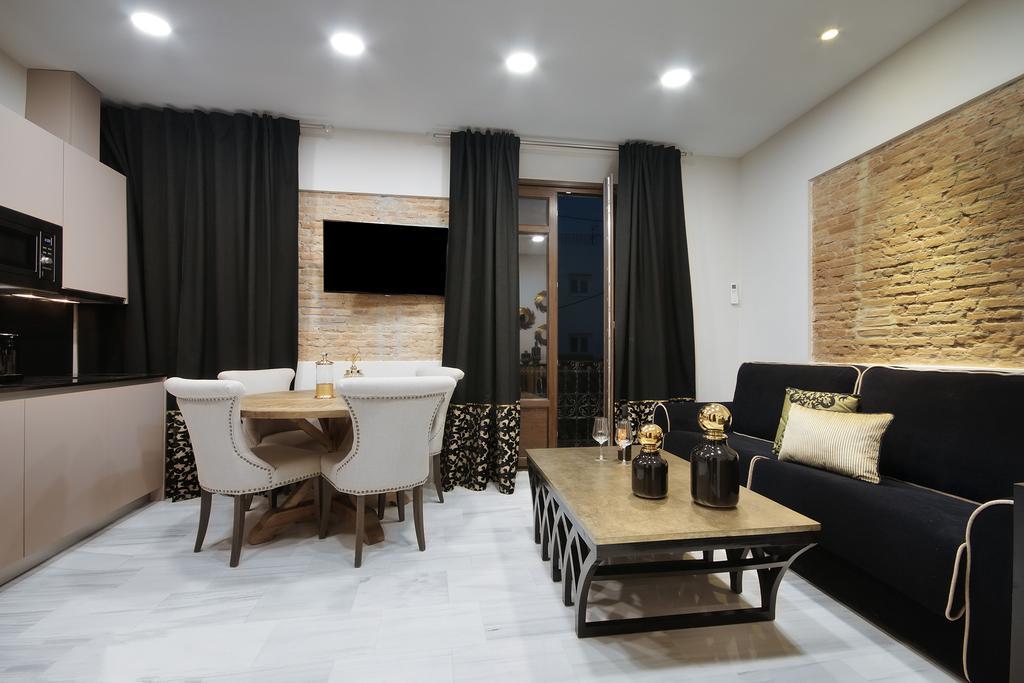 Suites Gran Via Capilla Real Granada Bagian luar foto