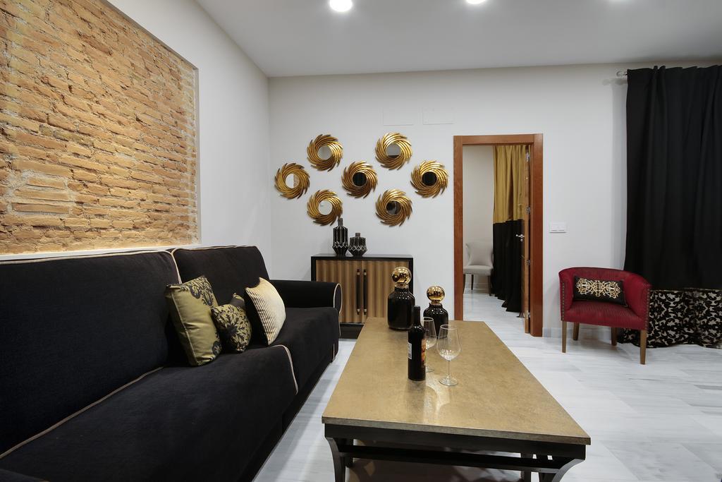 Suites Gran Via Capilla Real Granada Bagian luar foto