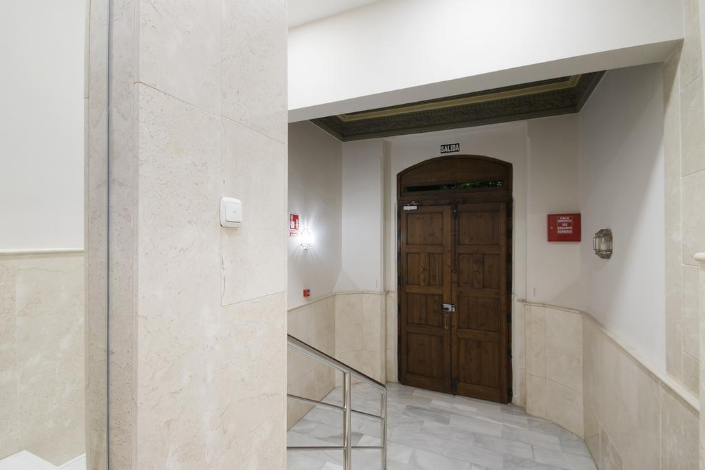 Suites Gran Via Capilla Real Granada Bagian luar foto