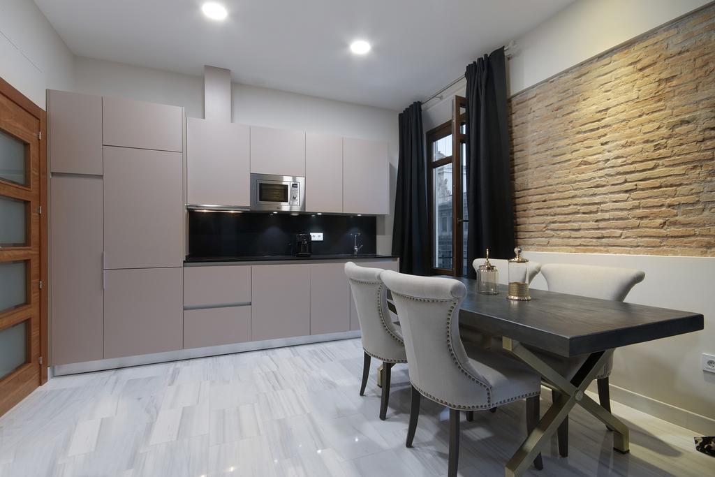 Suites Gran Via Capilla Real Granada Bagian luar foto