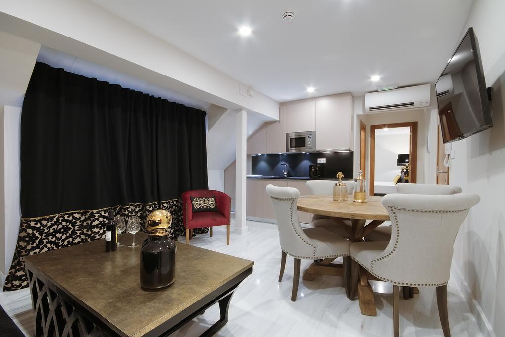 Suites Gran Via Capilla Real Granada Bagian luar foto